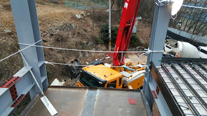 9ac4ab2a57132cb0707c75050b437b51_1766372027_9966.jpg